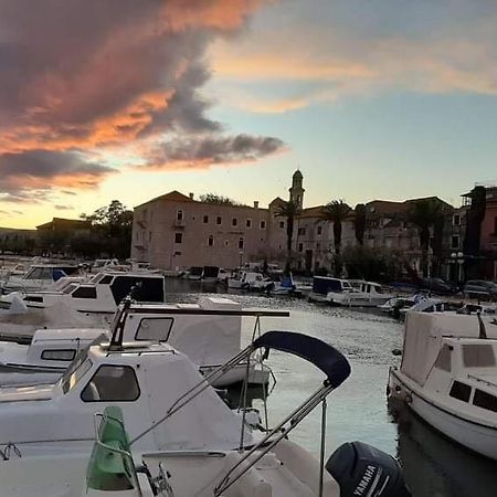 Apartments Rajcic Kaštela Екстериор снимка