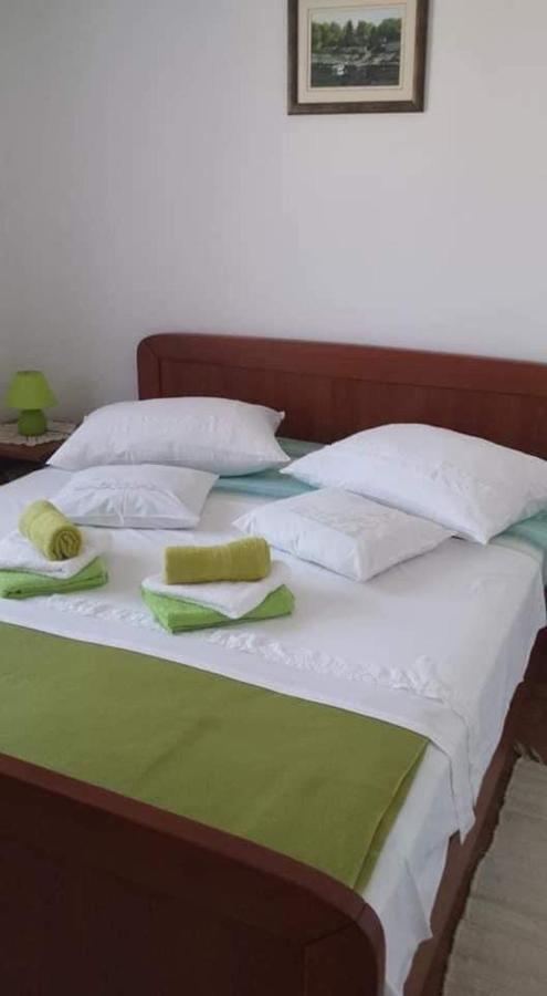 Apartments Rajcic Kaštela Екстериор снимка