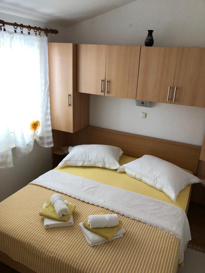 Apartments Rajcic Kaštela Екстериор снимка